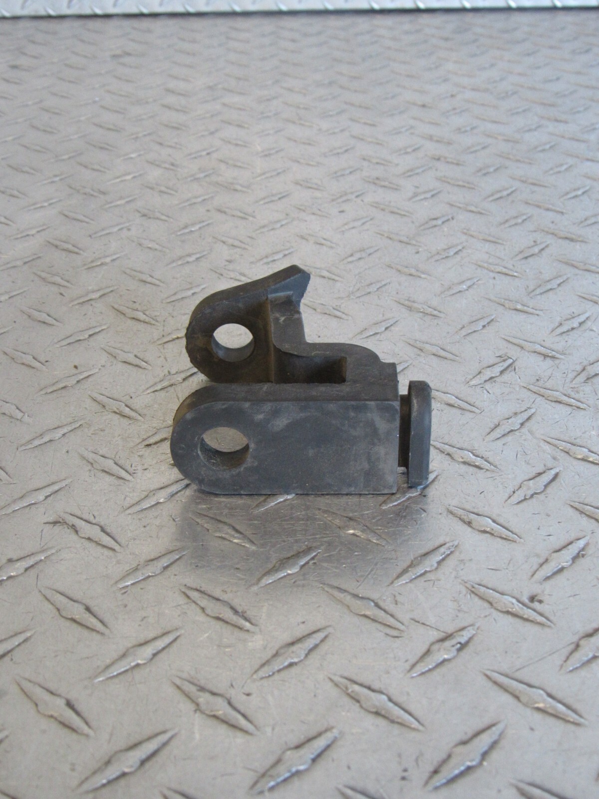 1998 98 KAWASAKI ZX750P ZX 750 ZX7R ZX7 NINJA AIR CLEANER MOUNT DAMPER