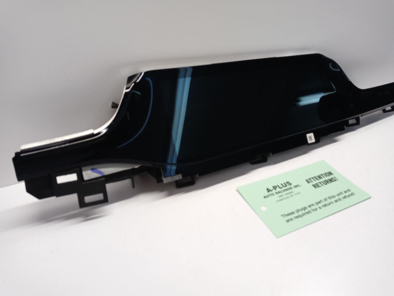 2022 Grand Cherokeee OEM Passenger Display Screen ID 68428545AI Fits 2022-2025