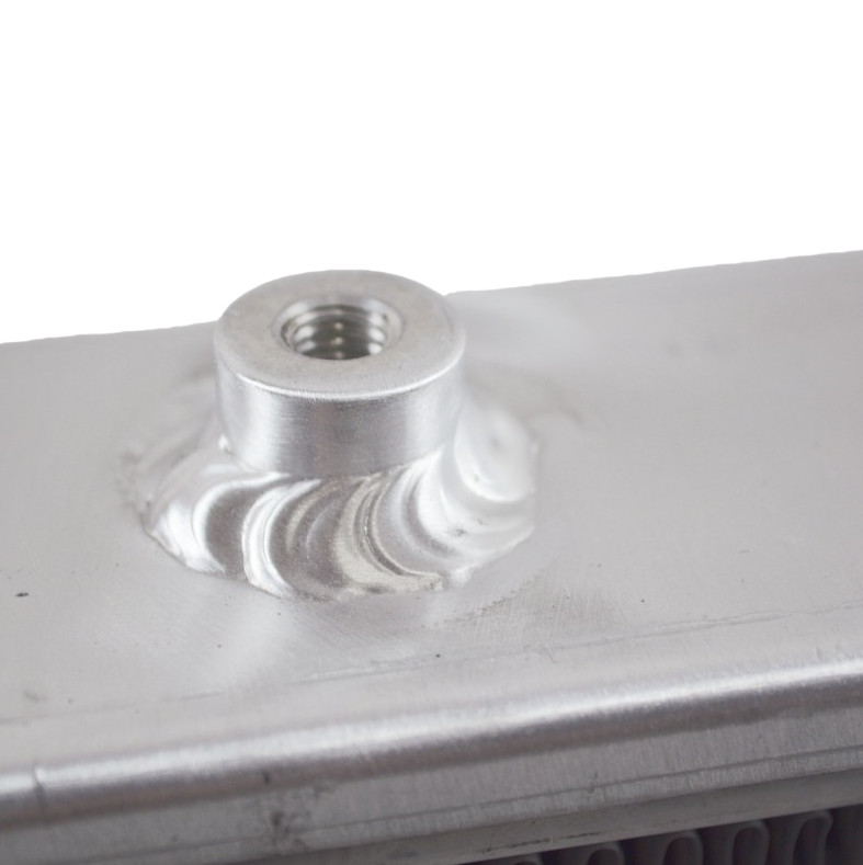 Core Size 13″x5.6″x2″ UNIVERSAL ALUMINUM TURBO INTERCOOLER 2.2″ IN/OUTLET