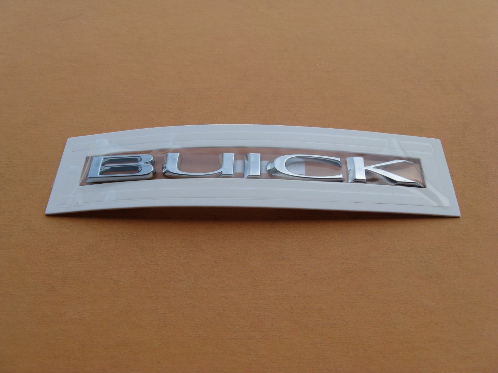 11 12 13 14 15 16 17 BUICK REGAL REAR TRUNK EMBLEM LOGO BADGE SIGN NEW A48432