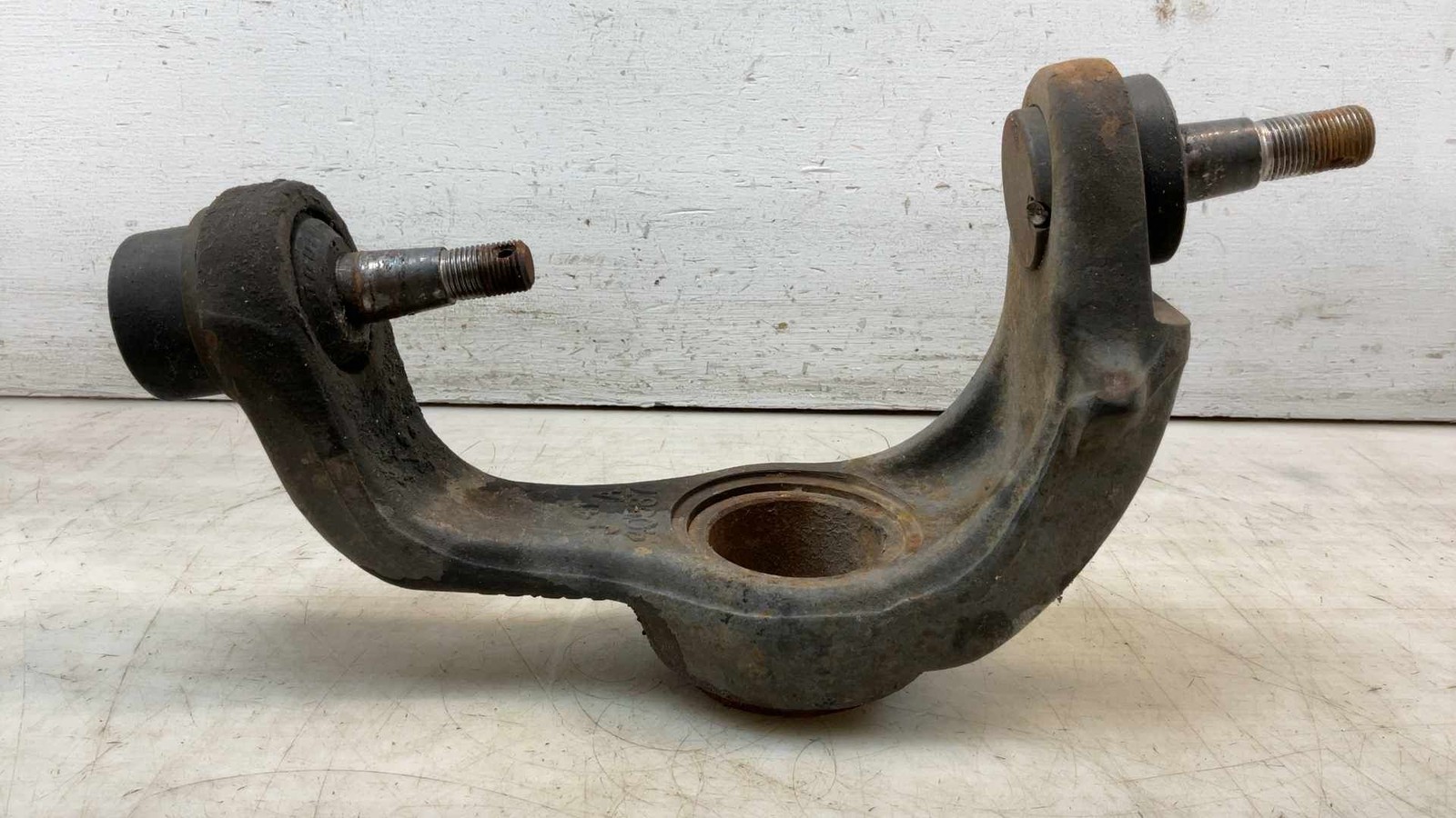Jeep Wrangler TJ Dana 30 or Dana 44 Front Axle Inner C Knuckle 1997-2006 170977