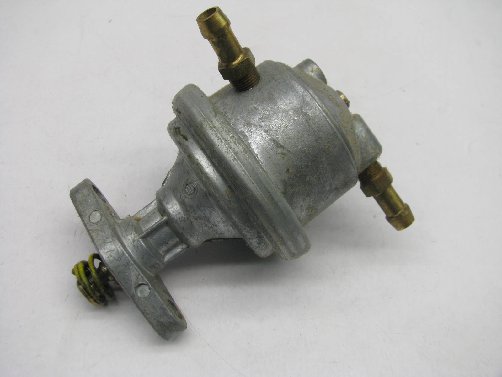 NEW – OUT OF BOX 1305 Mechanical Fuel Pump For 1972-1973 Mercury Capri 2.6L-V6