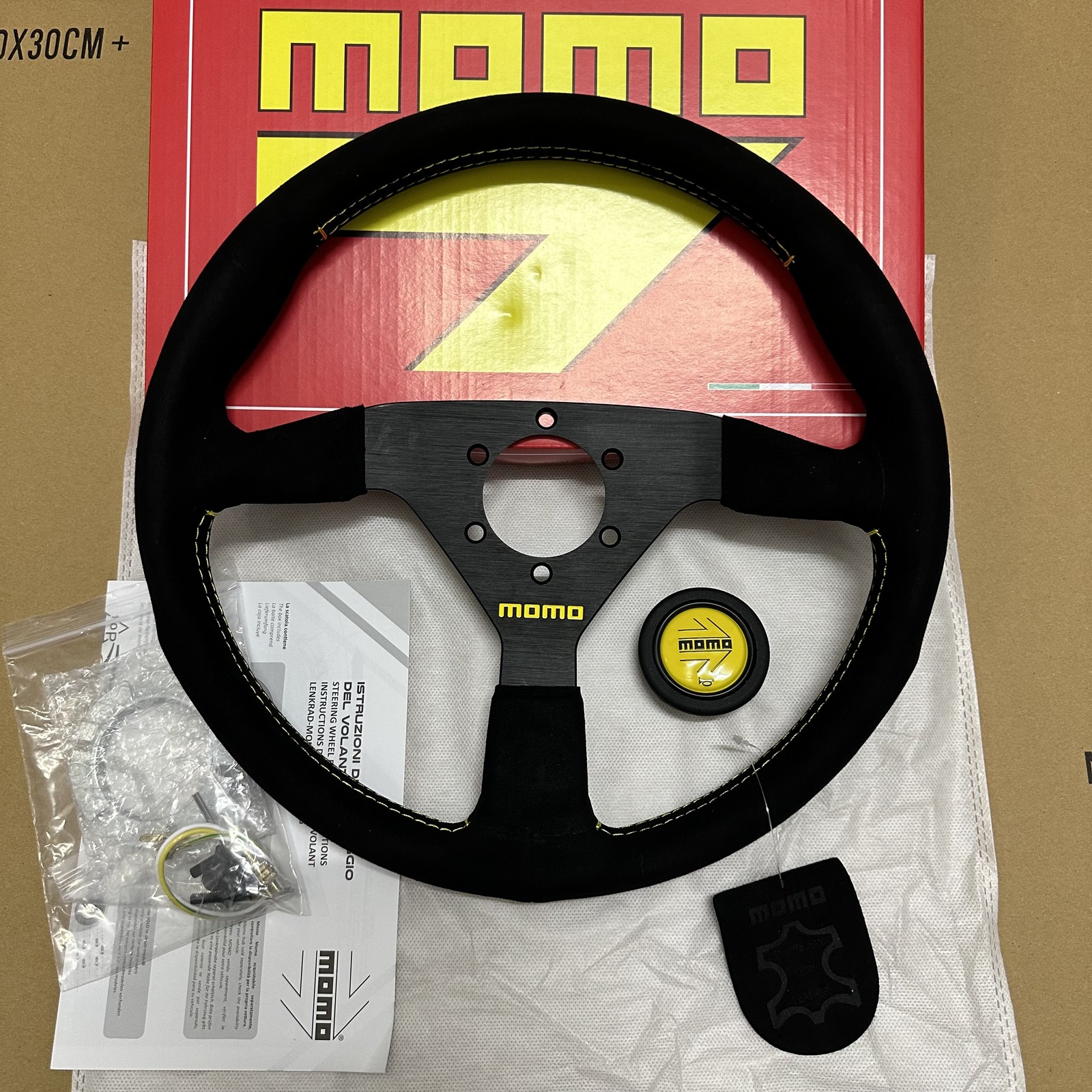 MOMO Monte Carlo 340mm 14′ Suede Leather Thickened Spoke Black Steering Wheel