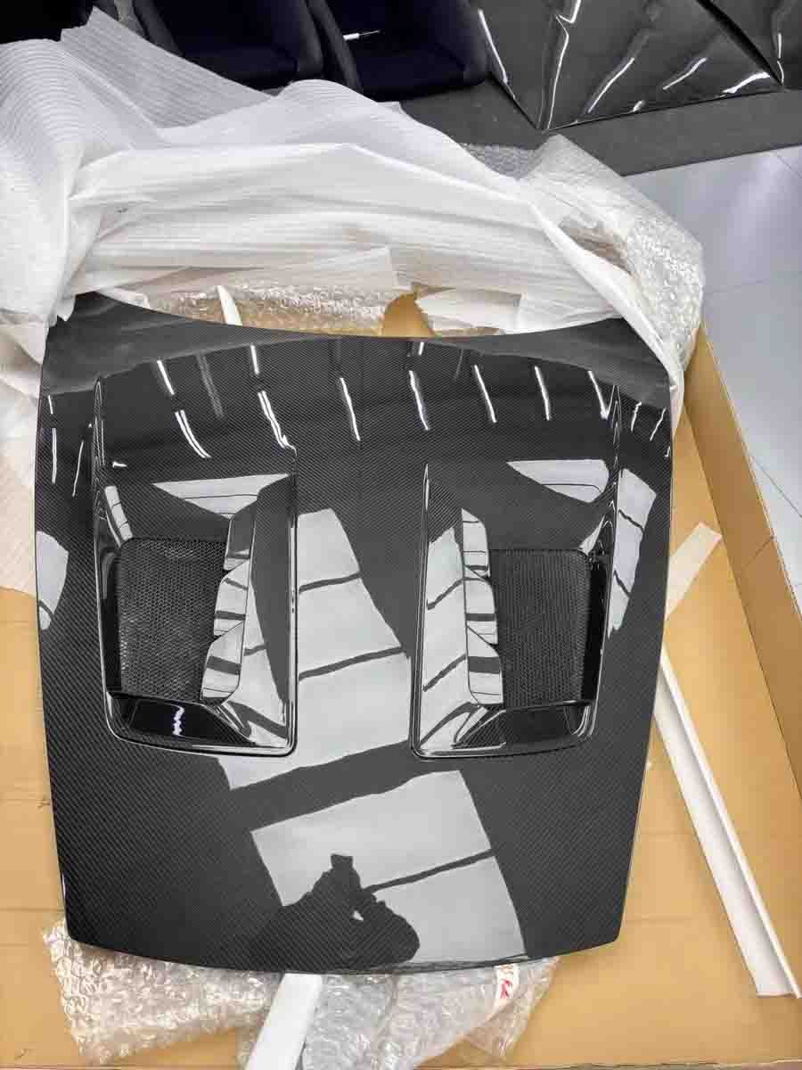 Carbon Fiber Front Bonnet Engine Hood For Porsche 911 992 Carrera Turbo RS Style