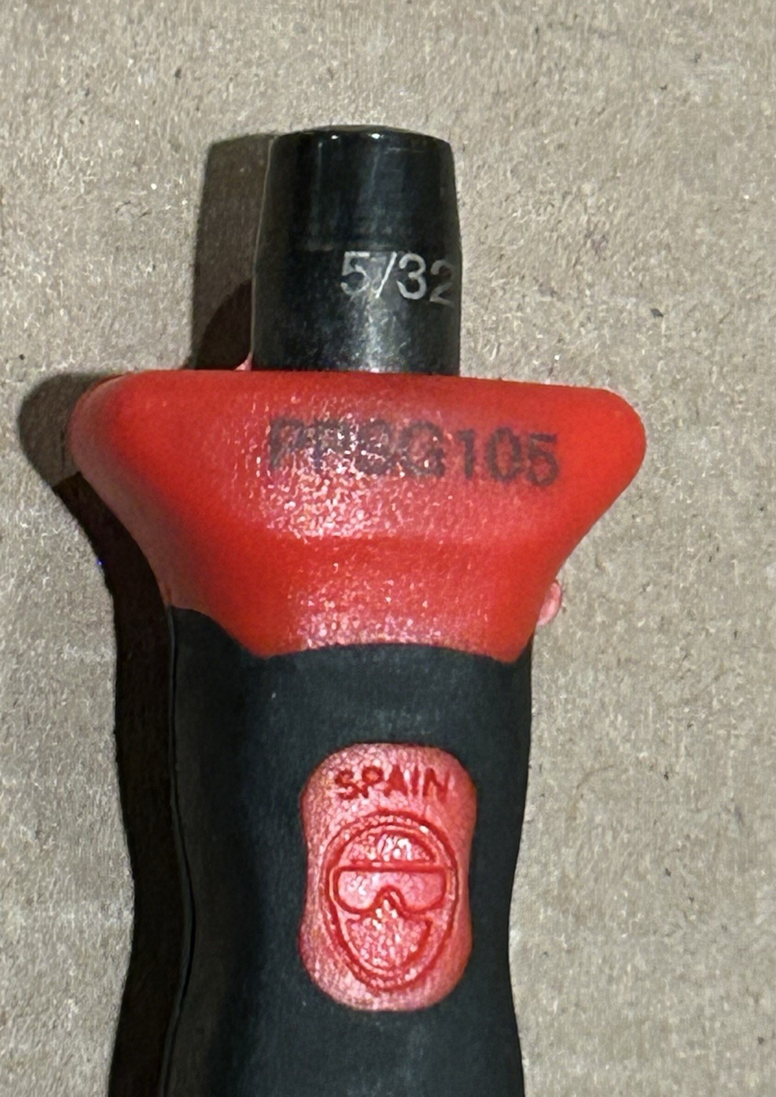 NEW. Snap-on Tools SPAIN RED Soft Grip 5/32″ Straight Pin Punch PPSG105R