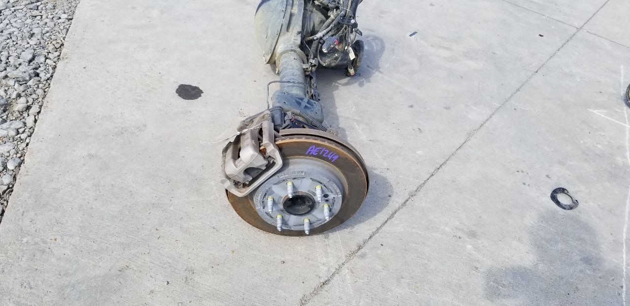 20 GMC SIERRA 1500 REAR AXLE ASSEMBLY 9.5″ RING GEAR 3.23 RATIO