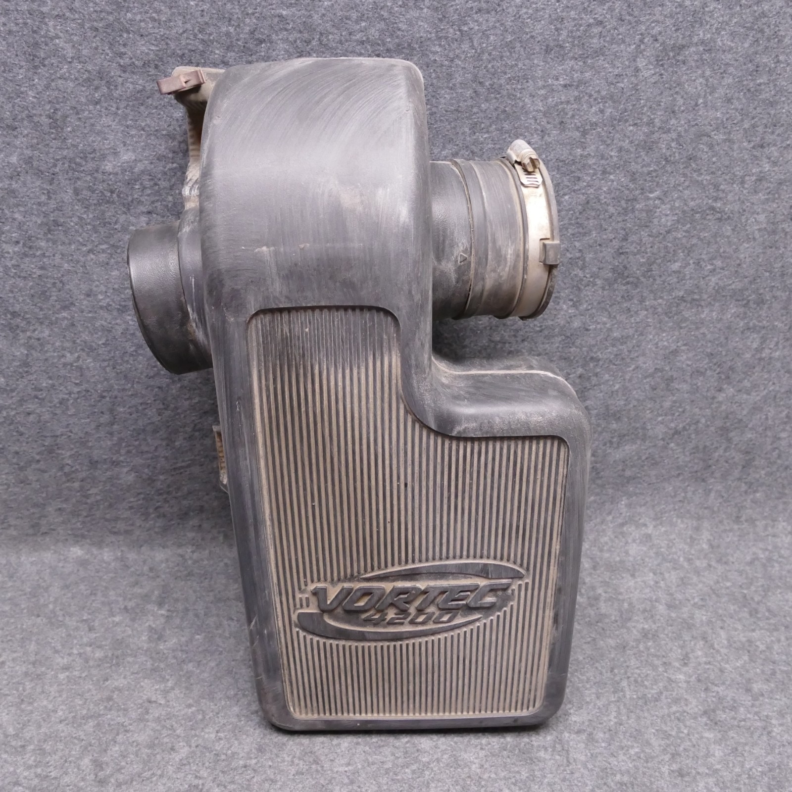 2003-2008 Envoy Trailblazer 4.2 Air Intake Resonator Preplenum 15047009 57072B