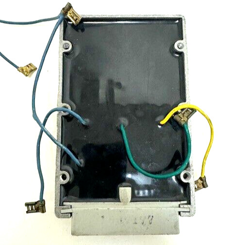 Standard Motor Products NEW Ignition Module Igniter LX-338. (COSMETIC DETAILS)
