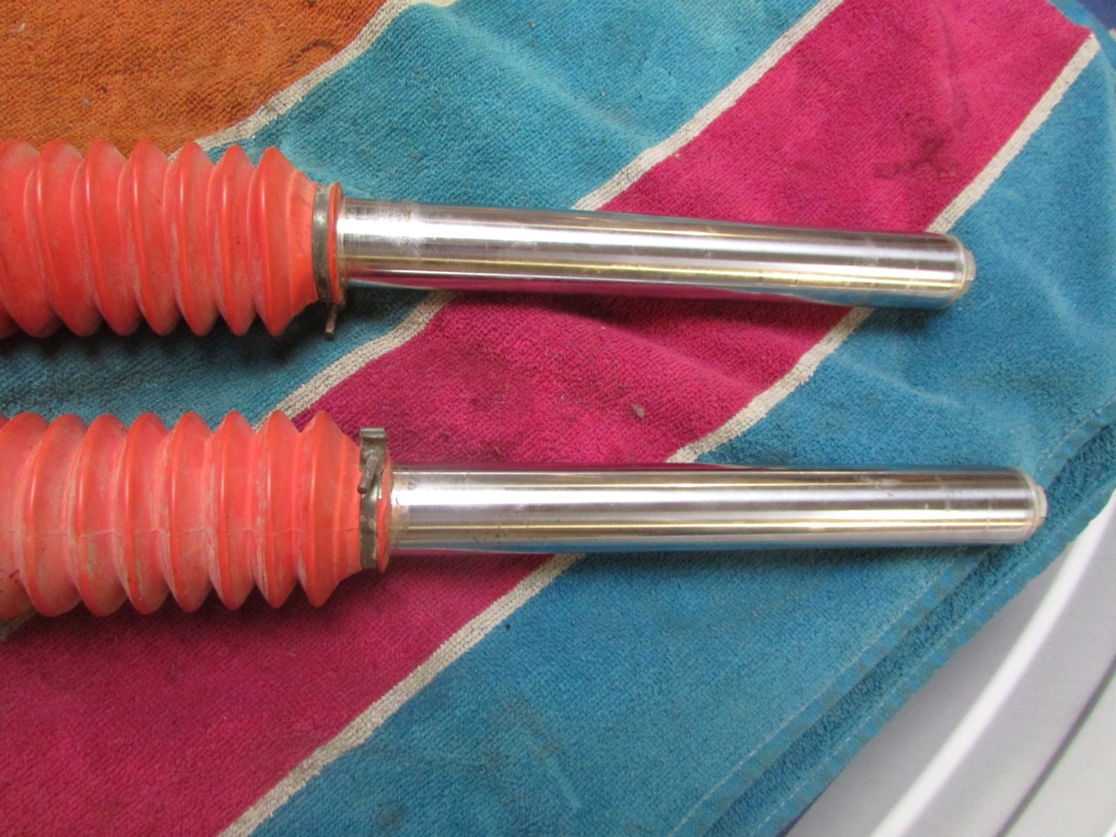 1990 Honda XR80R XR80 Front Forks