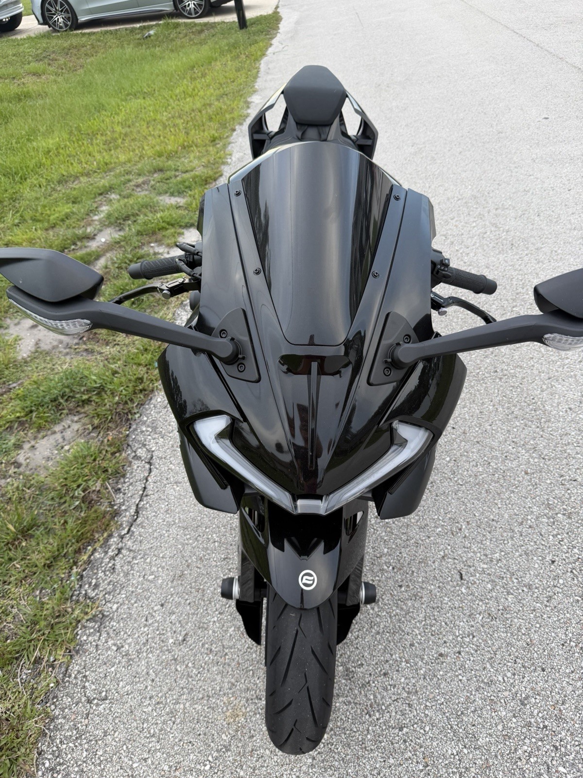 2025 CF MOTO 675SS