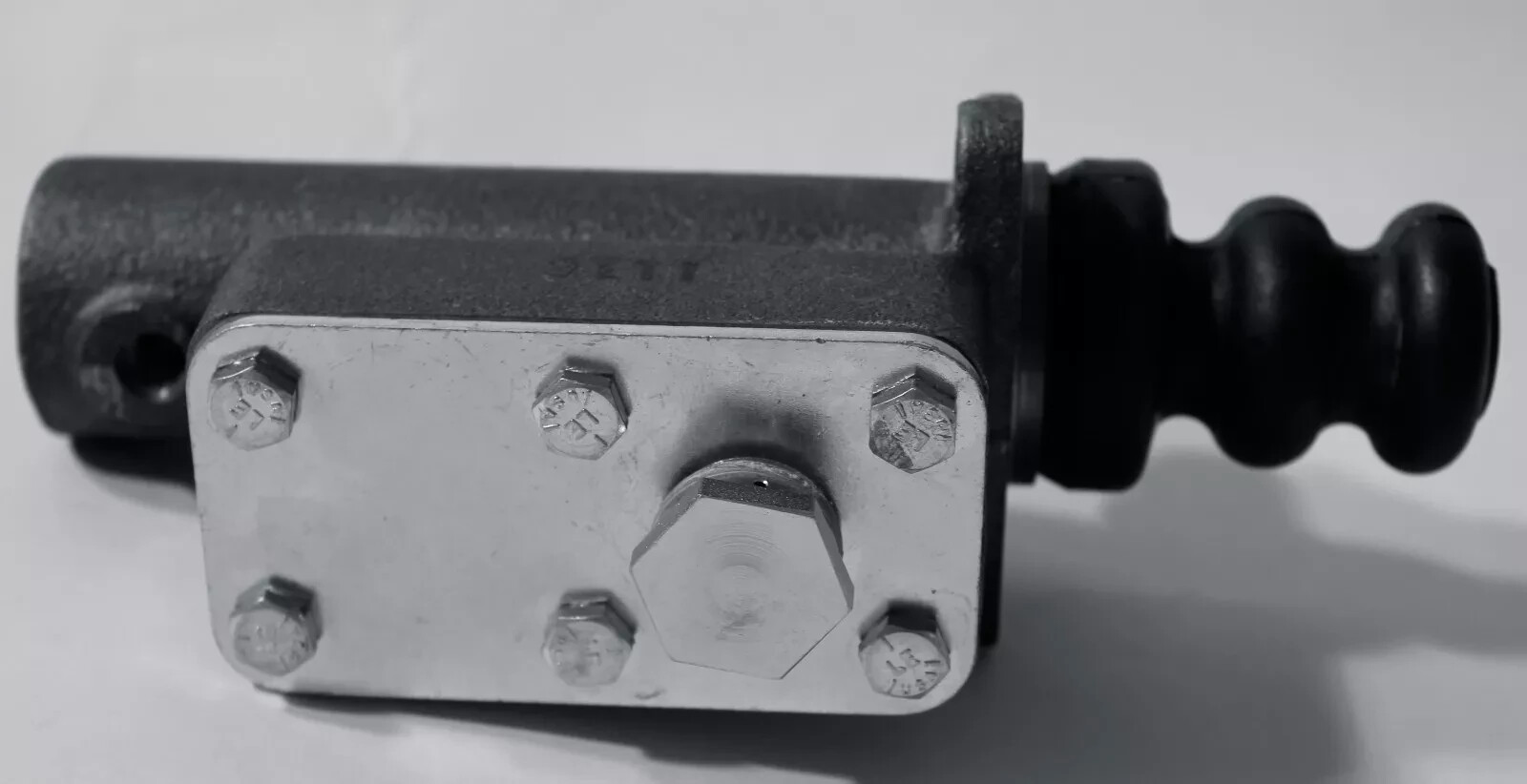 For 1939-1947 Plymouth Dodge Fargo Truck W Series Brake Wheel Master Cylinder