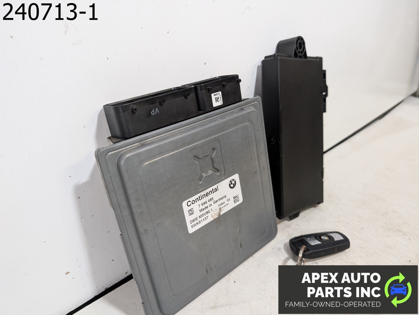 OEM 2009 BMW 328i 3L ECU DME Engine Computer Module CAS Key Set