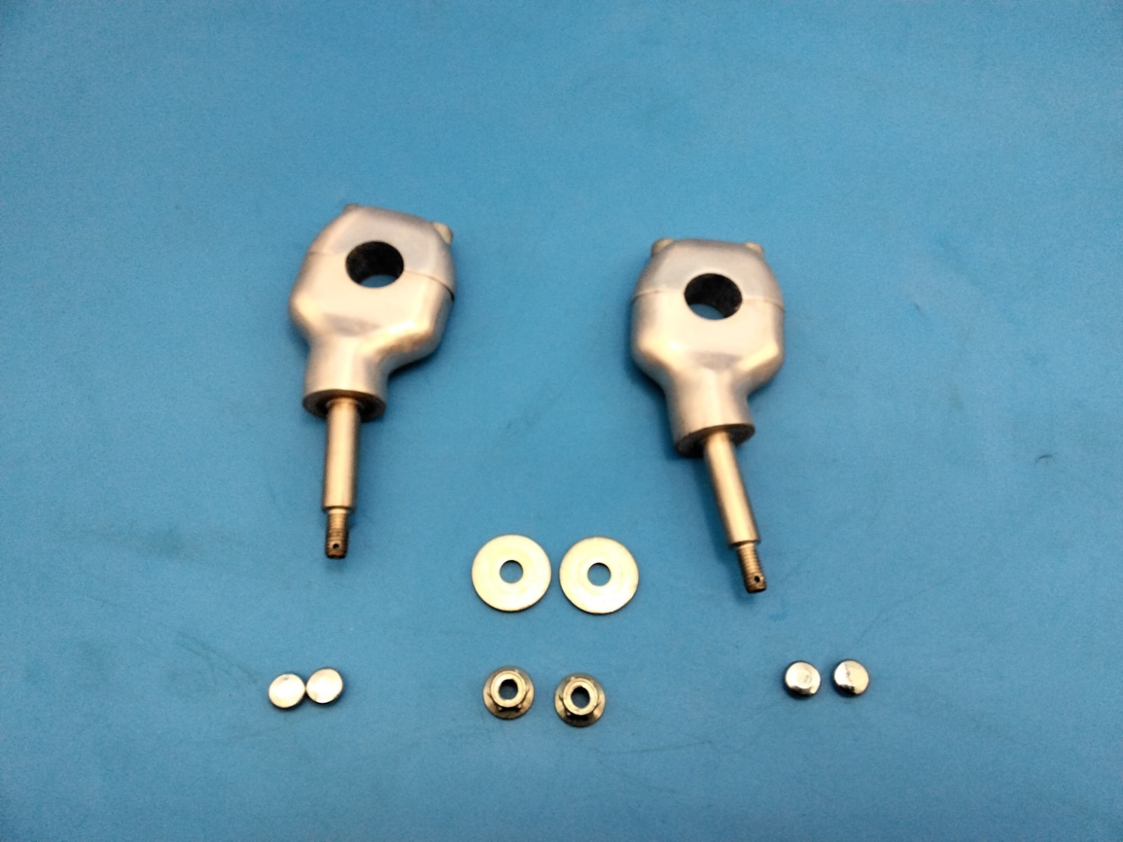 1986-1988 Honda VT 700 800 Shadow OEM Handlebar Risers Nice! VT700 NV750C VT800