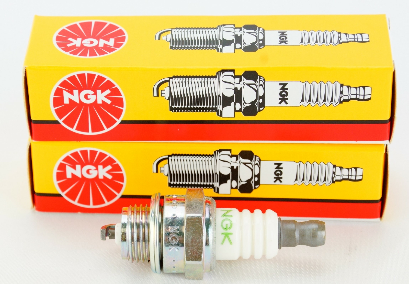 Pack of 2 Genuine NGK 5574 V-Power Spark Plugs BPM8Y