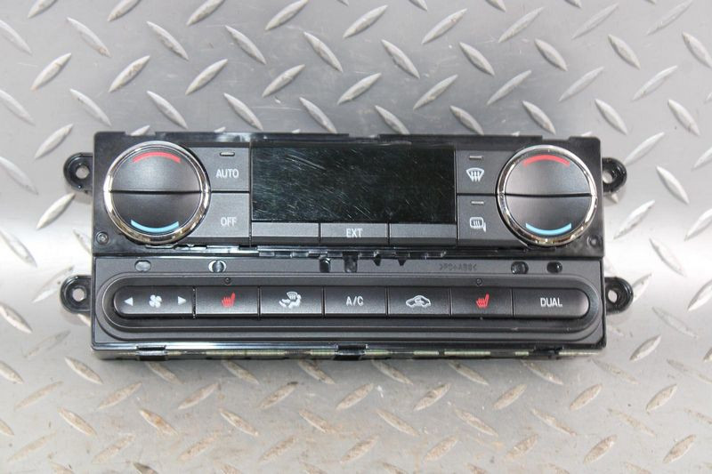 2009-2010 Ford F350 Super Duty AC Heater Temperature Control OEM