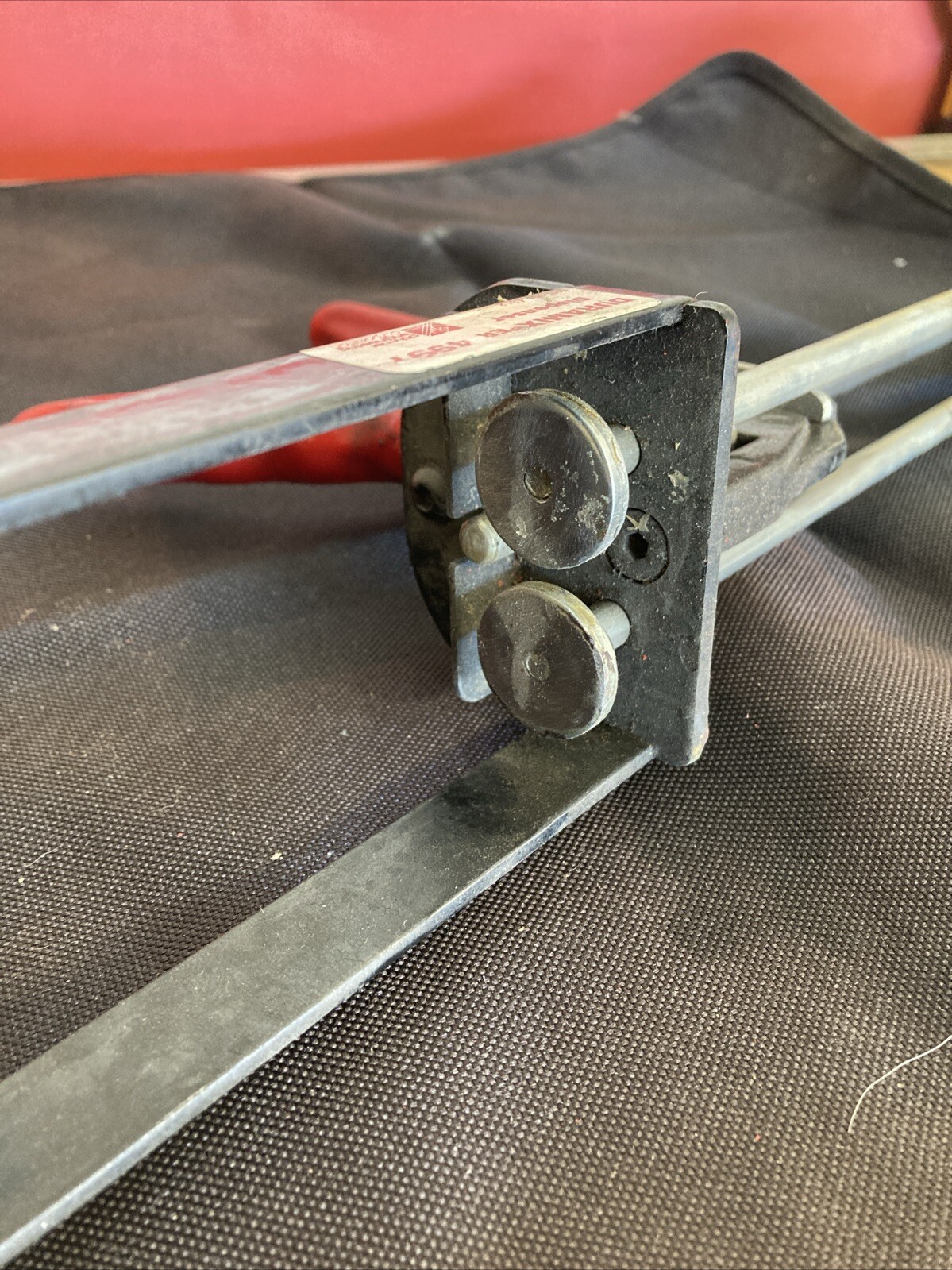 Duramix ER 4997 Dispenser Two Part Epoxy Dispenser. Used