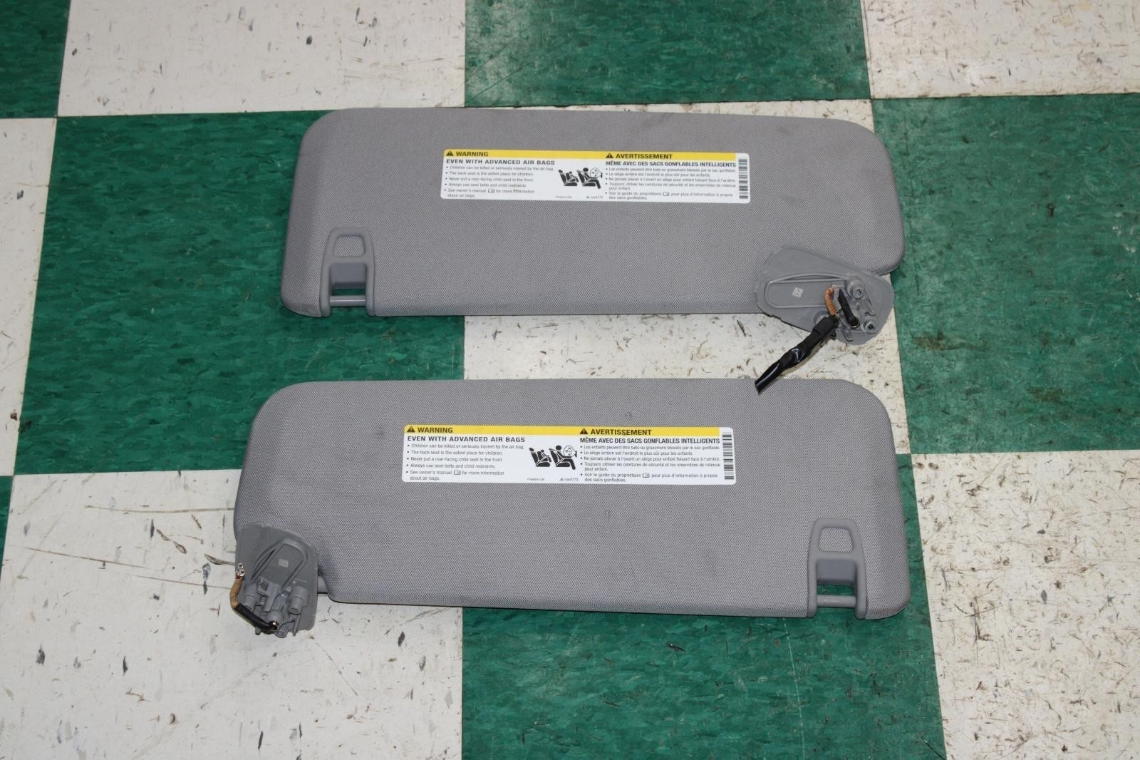 15-20 Yukon Gray Cloth Roof Pair Lef Right LH RH Sun Visor Factory OEM OE WTY OE