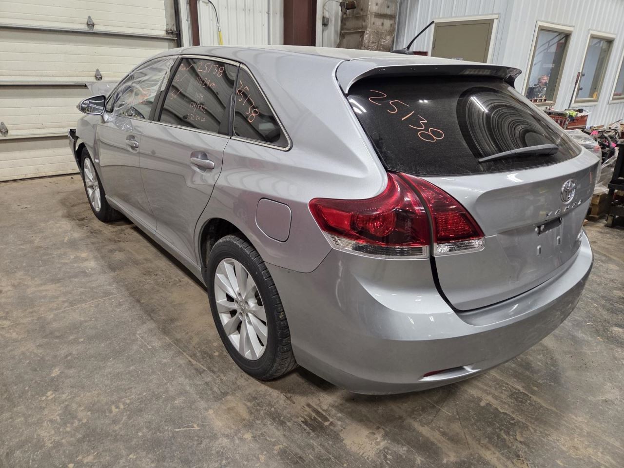 Rear View Mirror Automatic Dimming Halogen Headlamps Fits 09-16 VENZA 1546969