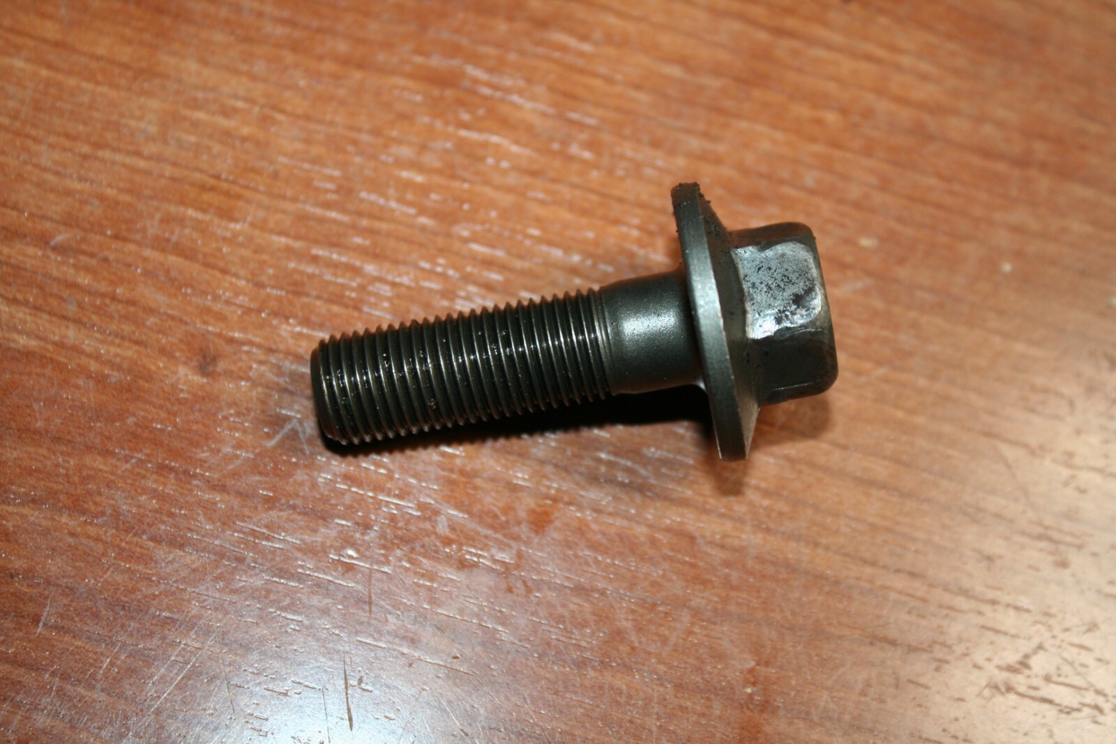 1985 Honda XR 350R Ignition Magneto Flywheel Mounting Bolt OEM 85 G