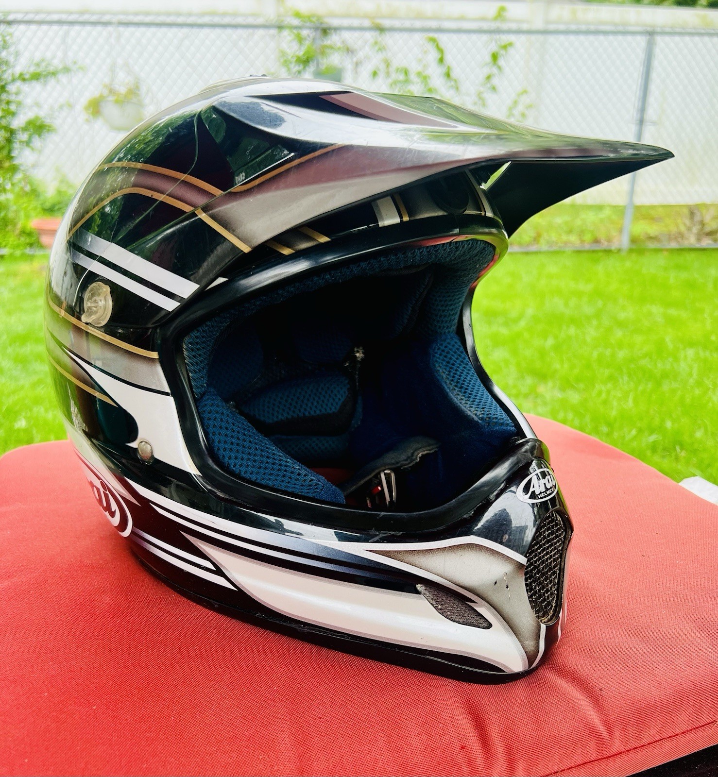Vintage 2001 Arai VX-Pro/Victory Paint/Full Face Helmet/Tribal/Size Large