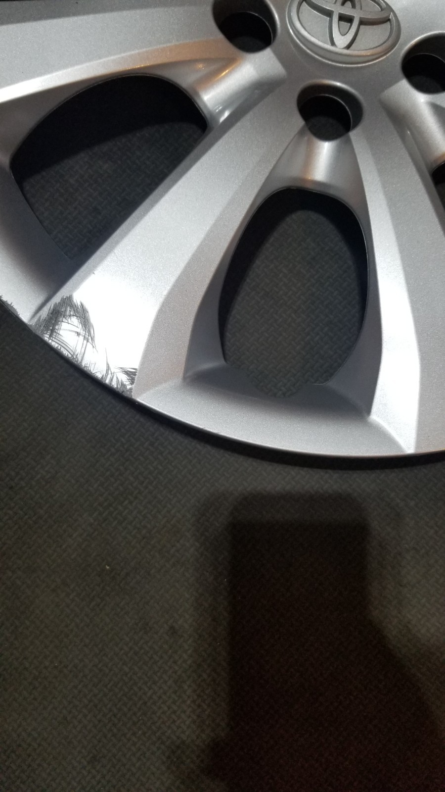 Factory Original Toyota Corolla 2019-2021 Hubcap 16″ Cover OEM 42602-02540 **