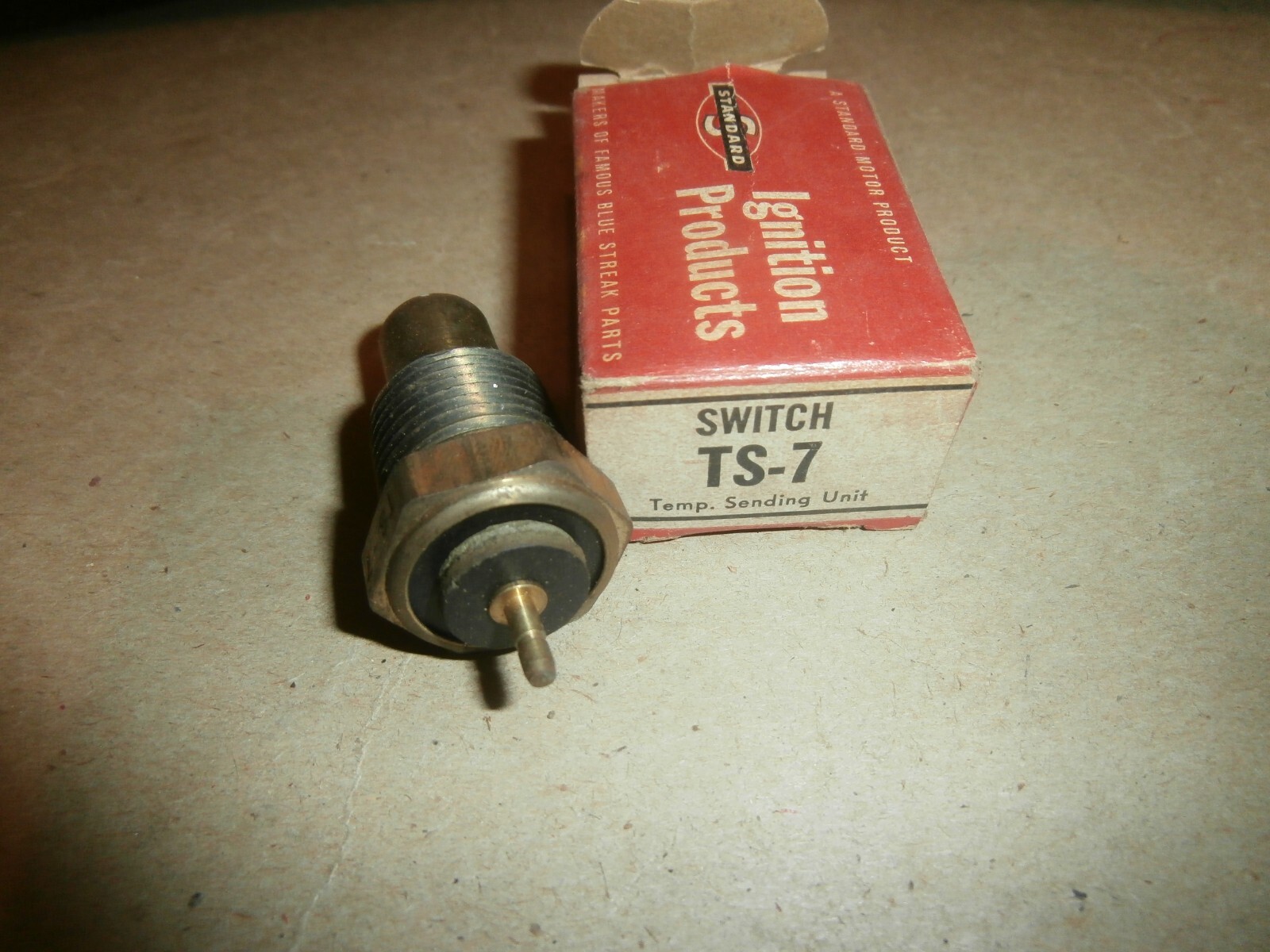 Vintage NOS Standard Motor Products TS-7 Temperature Sending Unit Chevelle Chevy