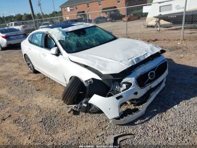 S90 2018 Front Door Trim Panel 2293688