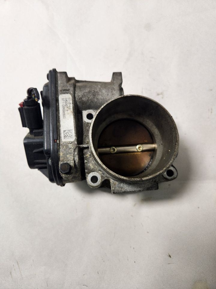 Throttle Body 4.6L Fits 07-14 FORD E150 VAN 412163