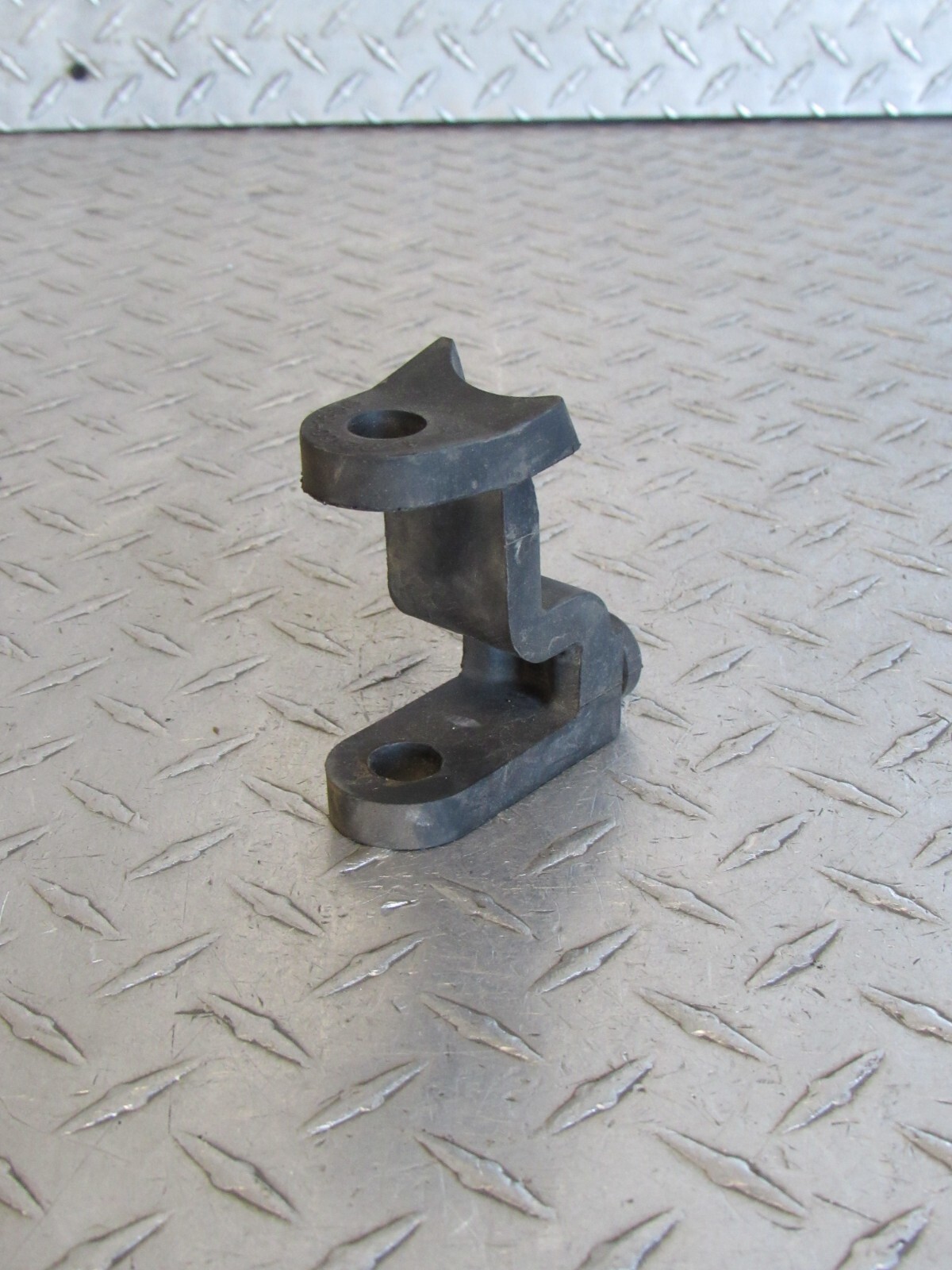 1998 98 KAWASAKI ZX750P ZX 750 ZX7R ZX7 NINJA AIR CLEANER MOUNT DAMPER