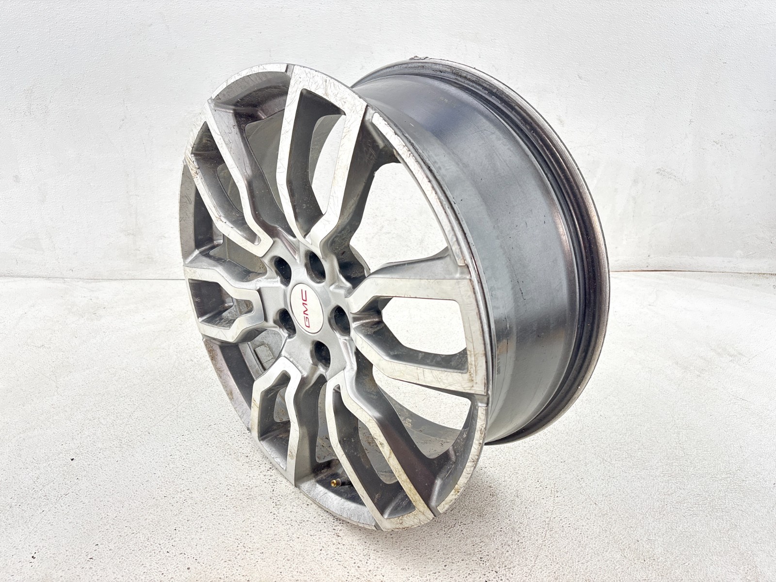 2023 GMC TERRAIN DENALI 19X7.5 Inch Wheel Rim OEM SEE PIC FOR CONDITION