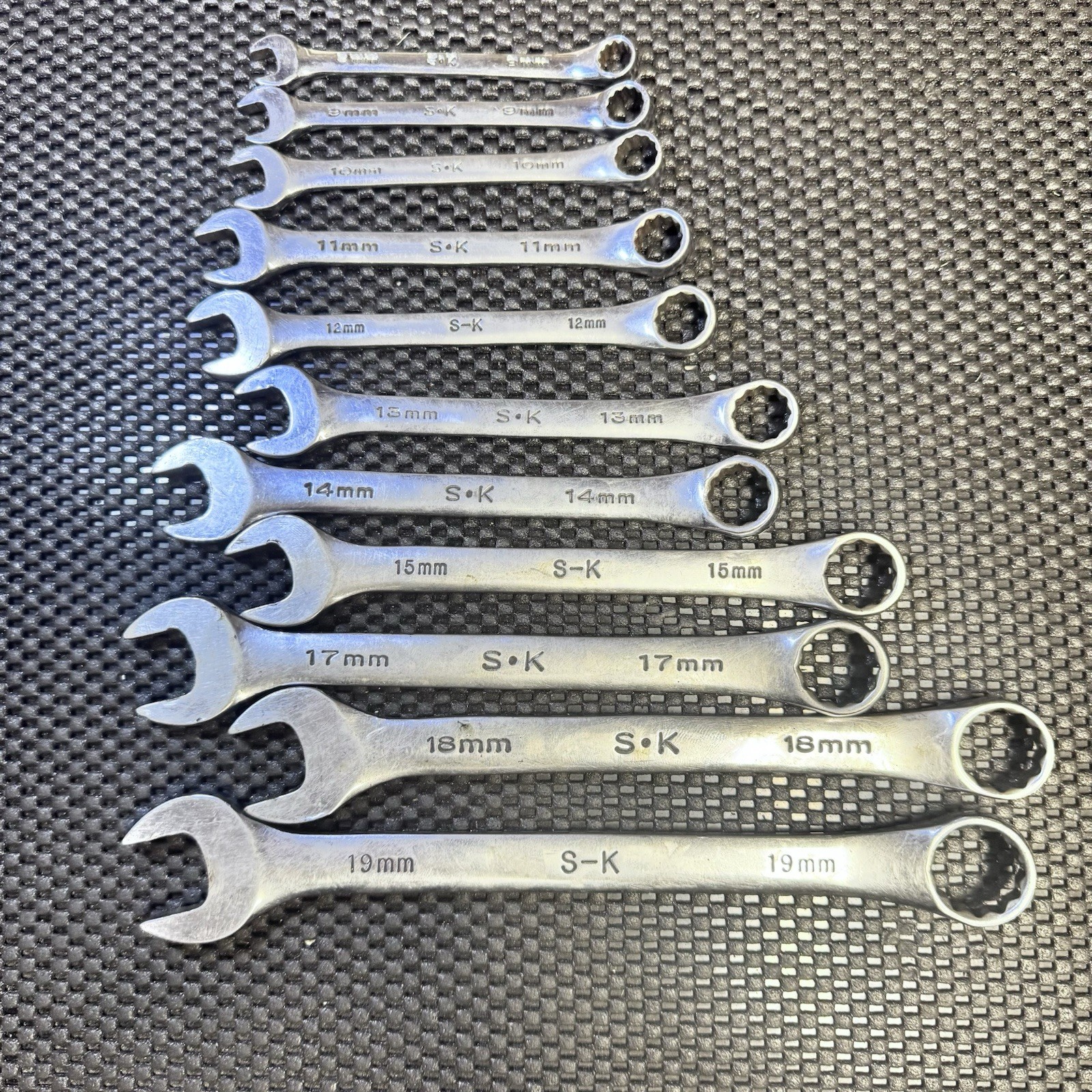 SK Hand Tool 8pc 12 Point Metric Combination Wrench Set 8mm- 19mm (without 16mm)