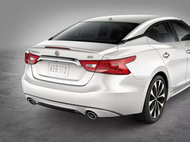 Genuine Nissan Premium Rear Spoiler T99J1-4RA0A
