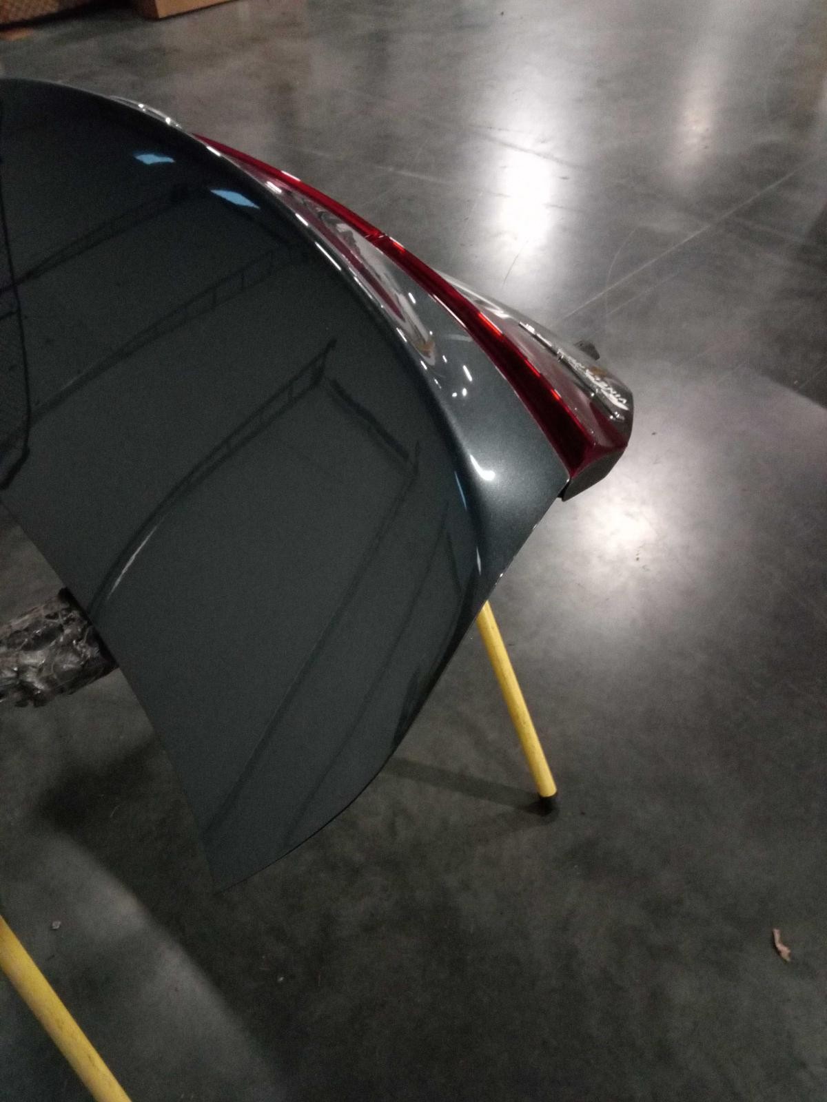 2019 KIA Forte OEM Grey Deck Lid 4DR SED GRY KDG 69200M7100 70000 Miles