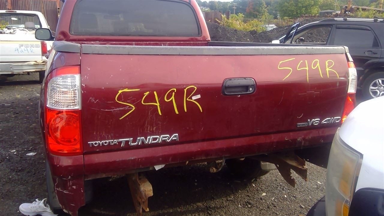 Passenger Tail Light With Crew Cab 4 Door Fits 05-06 TUNDRA 741289