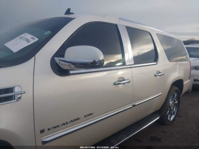 (LOCAL PICKUP ONLY) Driver Left Rear Side Door Fits 07-14 ESCALADE ESV 972109