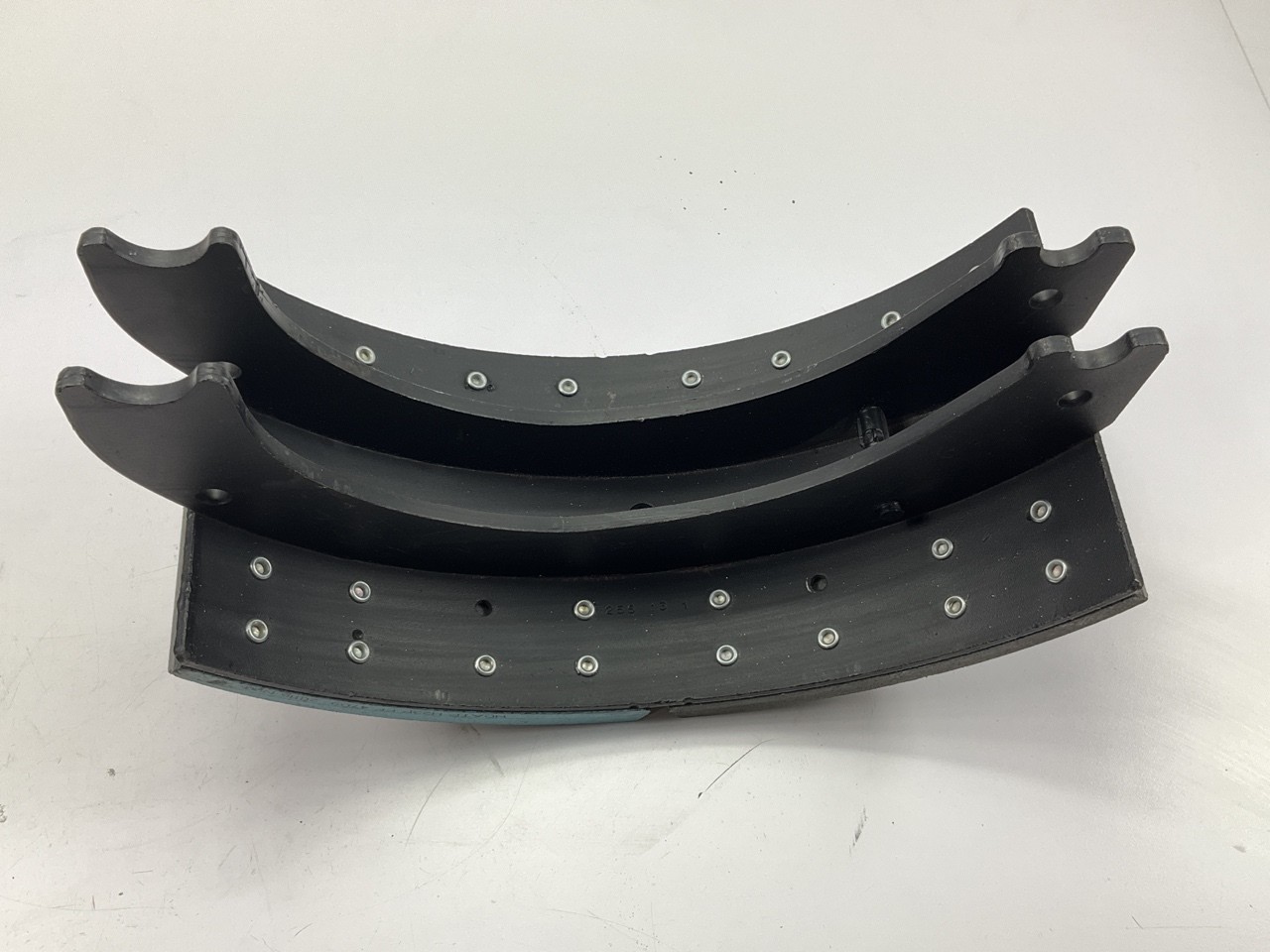 (2) Relined HDA MR4709E2H23P 16-1/2″ X 7″, 23K Brake Shoes, 23000 Lbs #4709