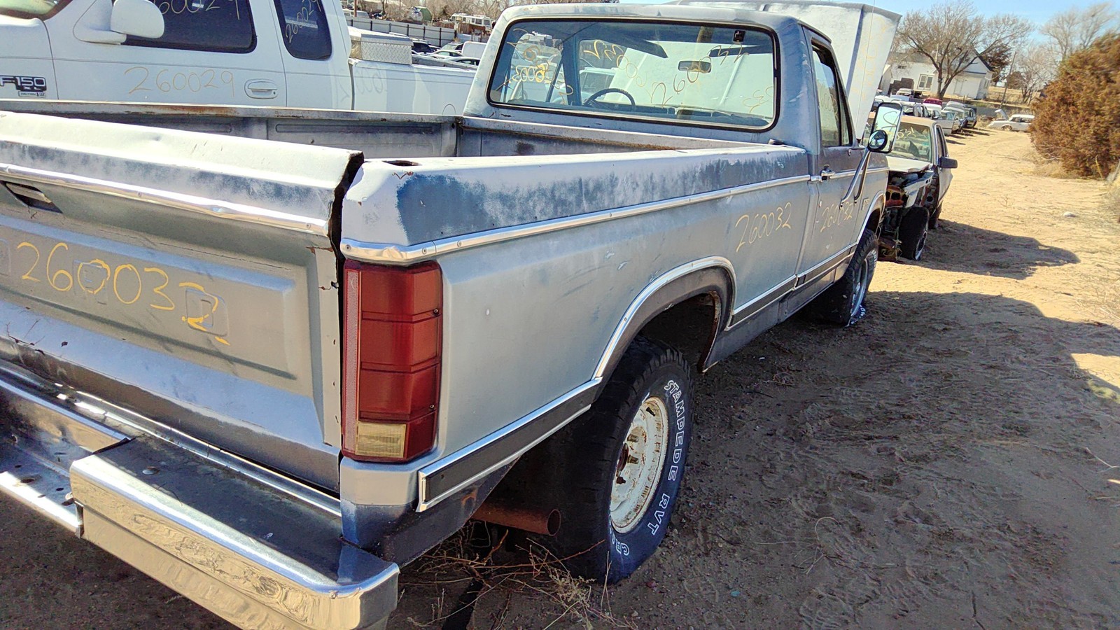 1980-1986 Ford F150 Driver Left Front Door Trim Panel Manual Windows Oem Blue