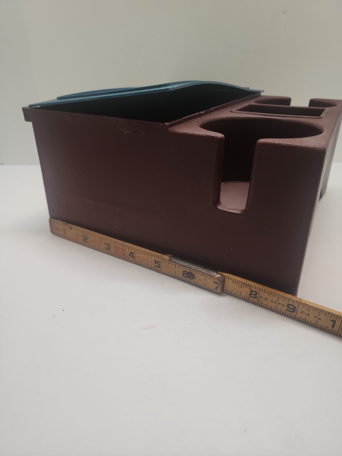 VINTAGE Kleenex Promo Muscle Car Console Cup Holder Tray The Crest Co SC USA #D