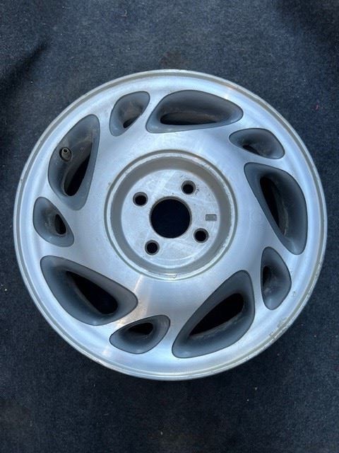 Wheel 15×6 Aluminum 10 Slot Fits 96-97 SATURN S SERIES 12959