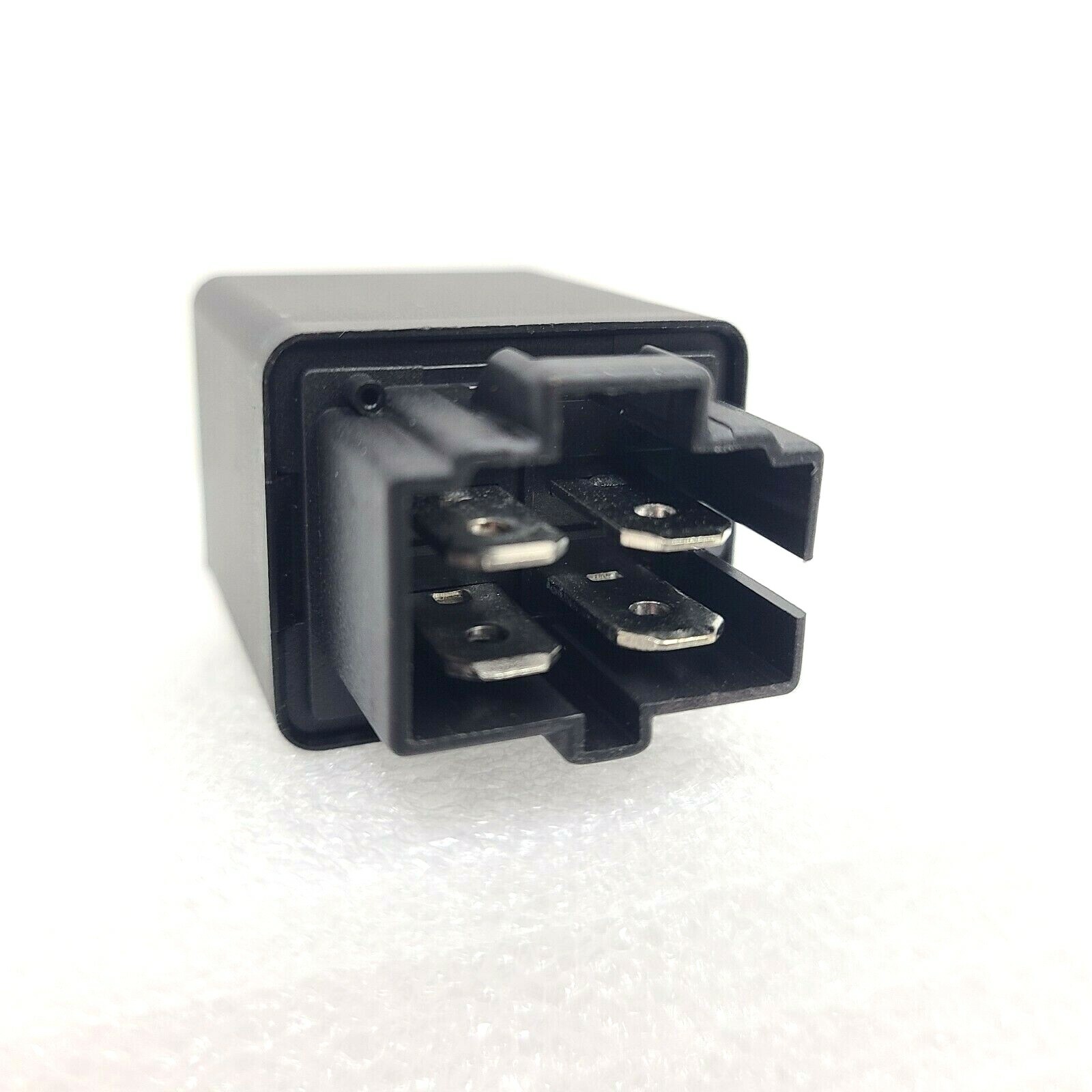 12V 30A DC Relay 4-Pin For Automotive Fog Driving Light Wire Harness Heavy Duty
