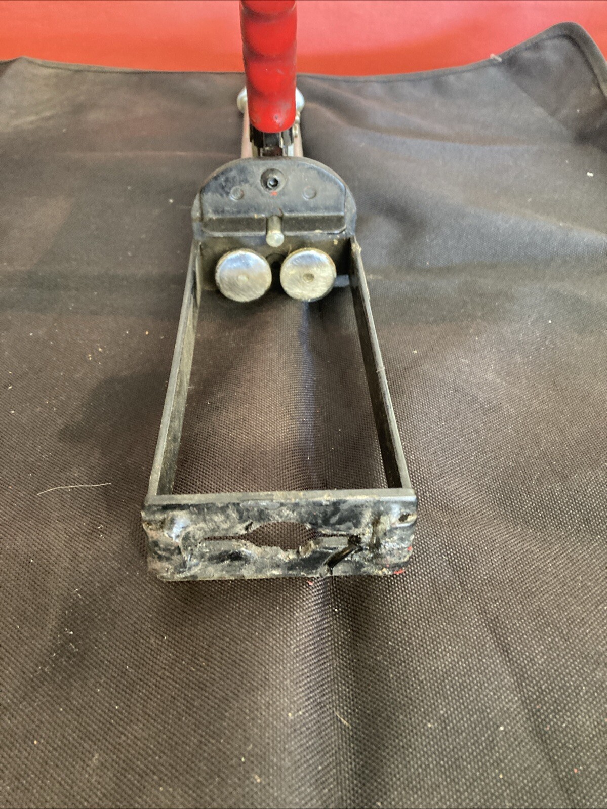 Duramix ER 4997 Dispenser Two Part Epoxy Dispenser. Used