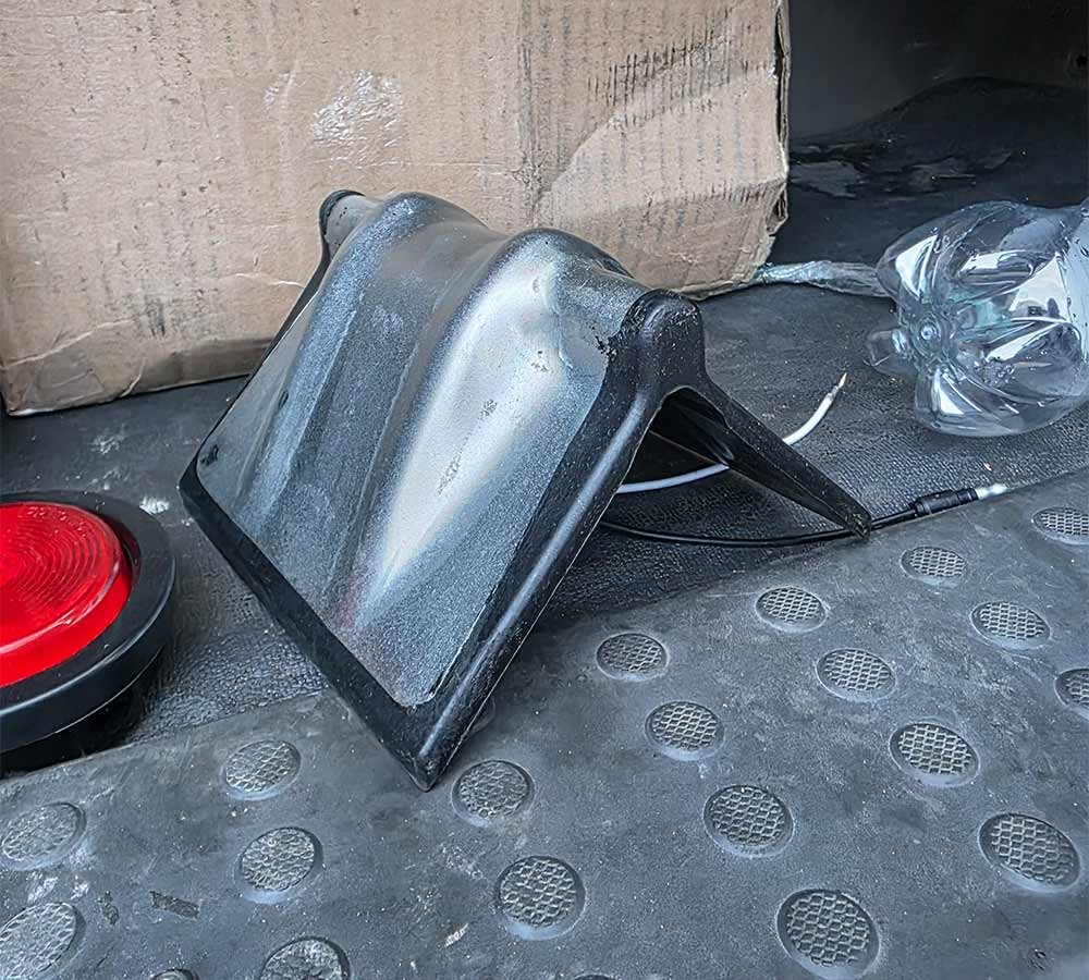 (10 Pack) Steel Corner Protector with Rubber Chain Cargo Flatbed