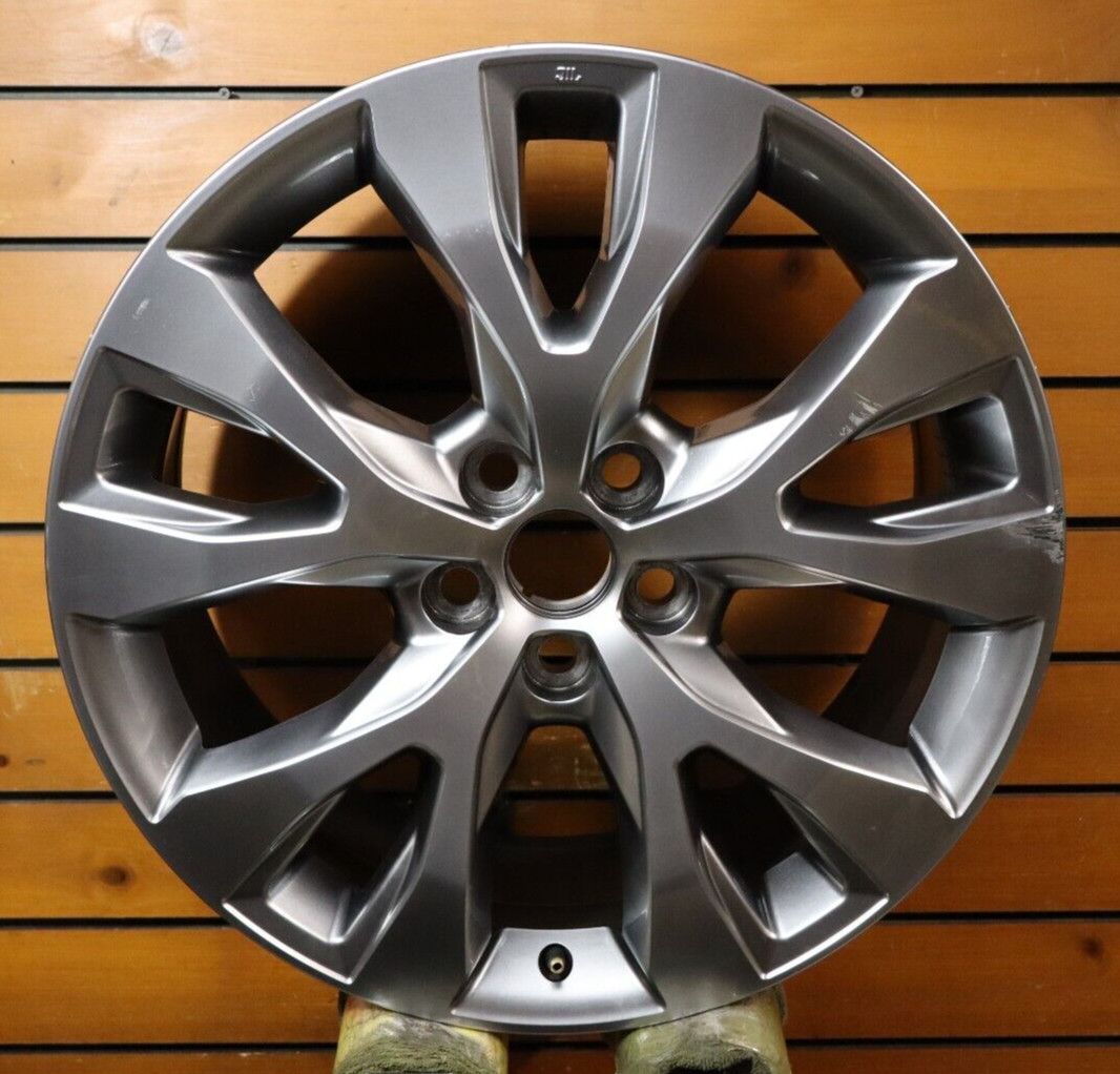 Toyota Highlander Hyper Silver OEM Wheel 20” 2024-25 Factory Original Rim 95712