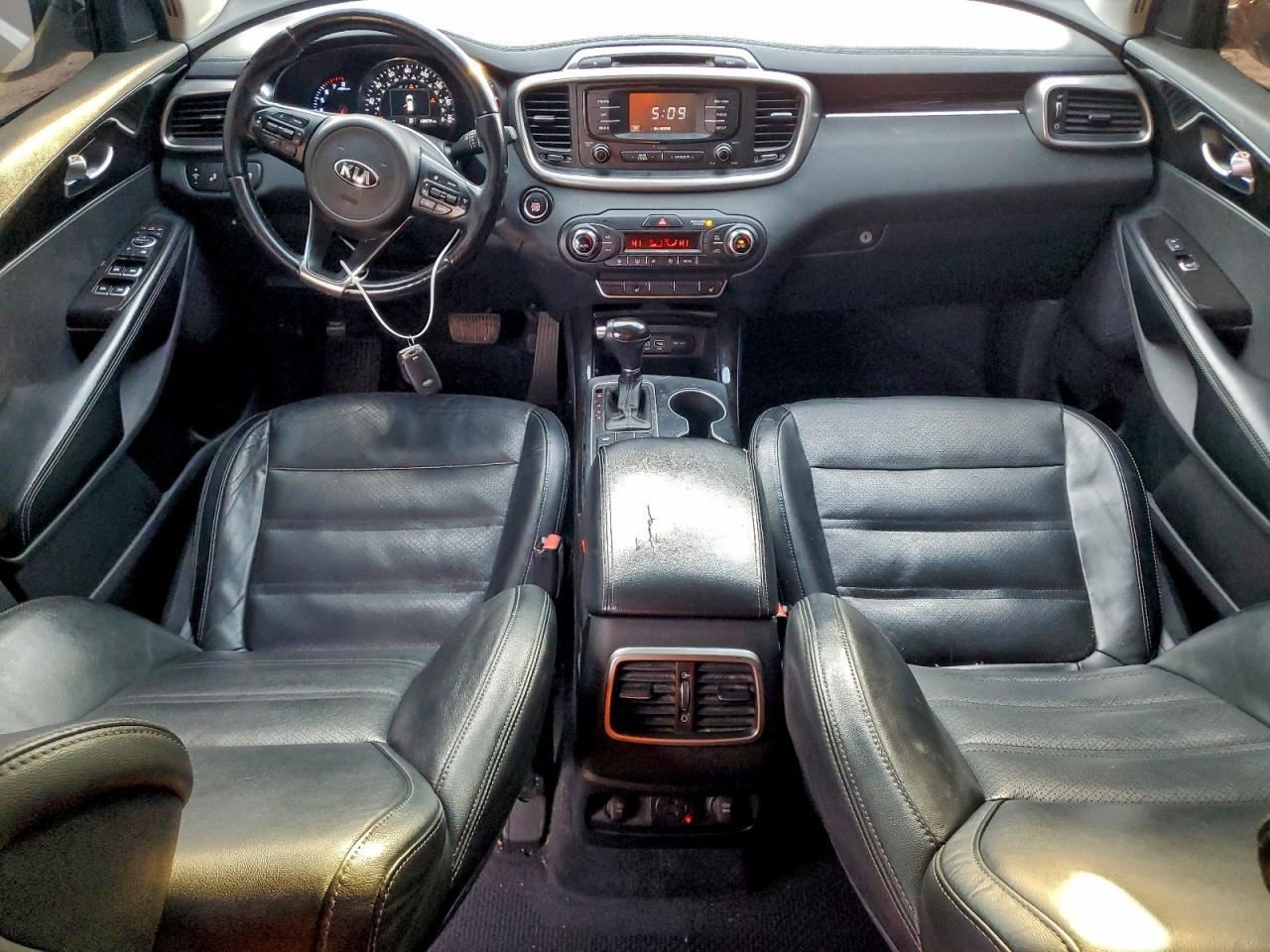 Temperature Control Rear Right Hand Trim Panel Fits 16-18 SORENTO 2376840