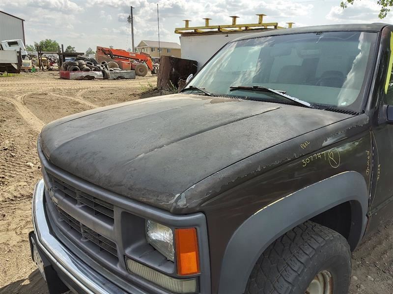 SUBCHEV25 1997 Radiator Shroud 285149