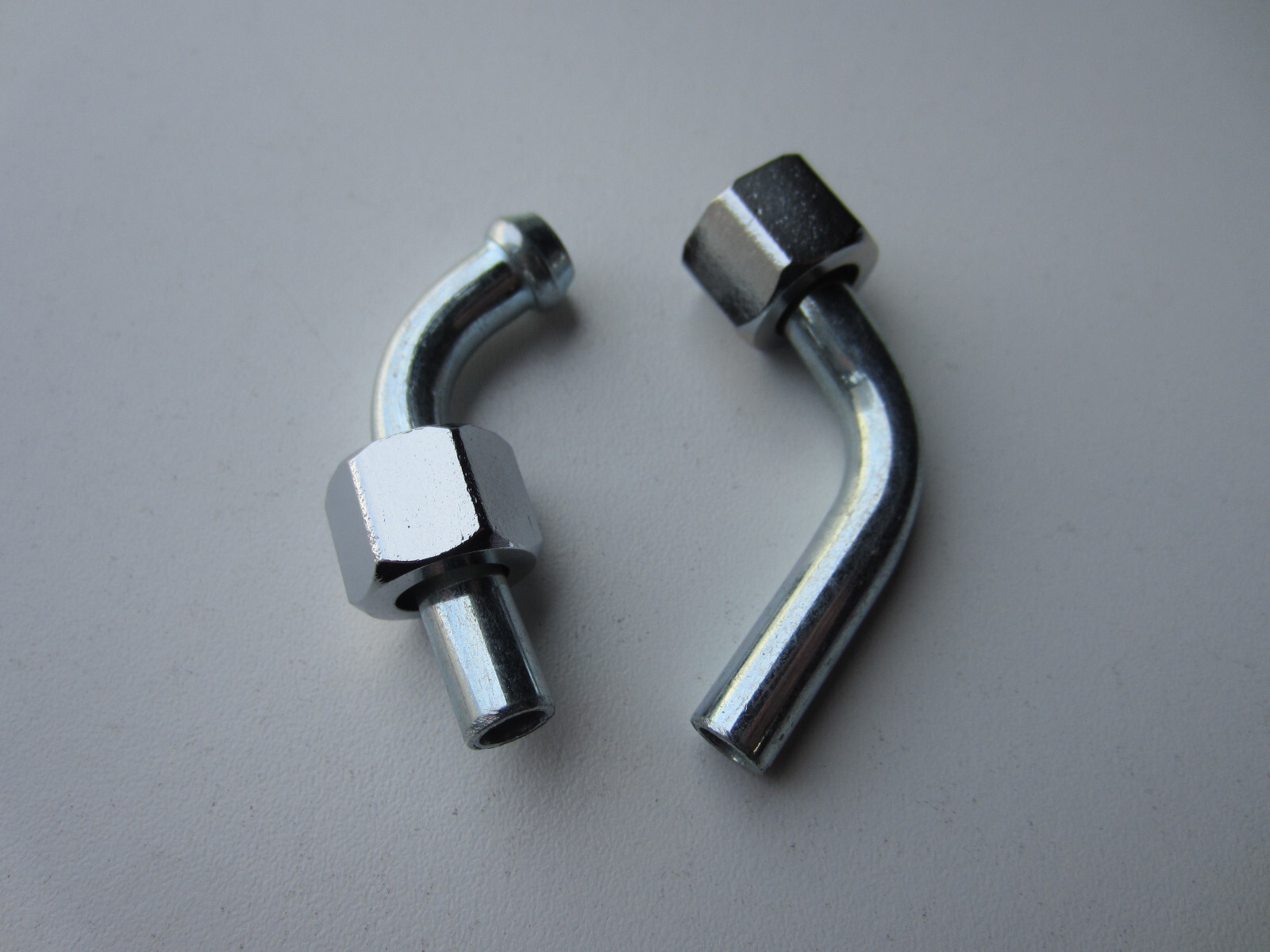 FUEL PETROL GAS TANK PETCOCK FEED PIPE SPIGOT NUT TRIUMPH BSA NORTON 82-3335