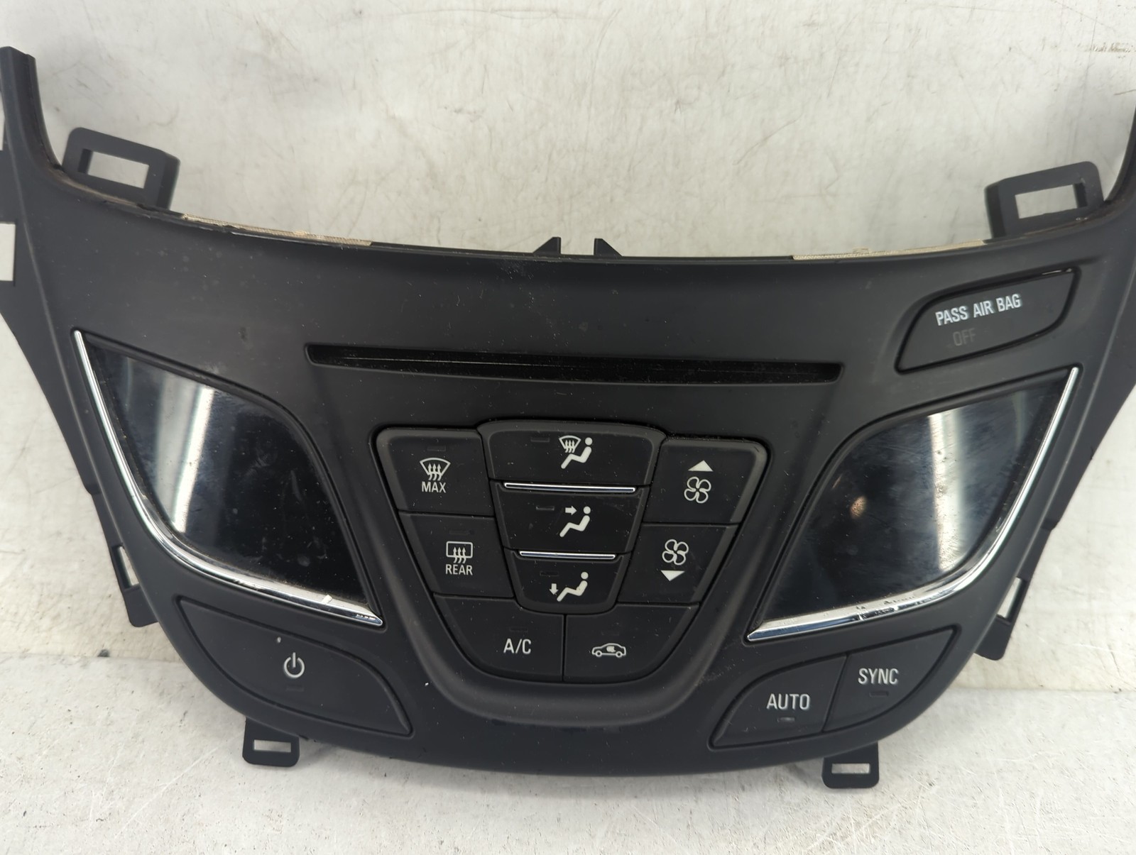 2014-2017 Buick Regal Ac Heater Climate Control Temperature Oem N414P