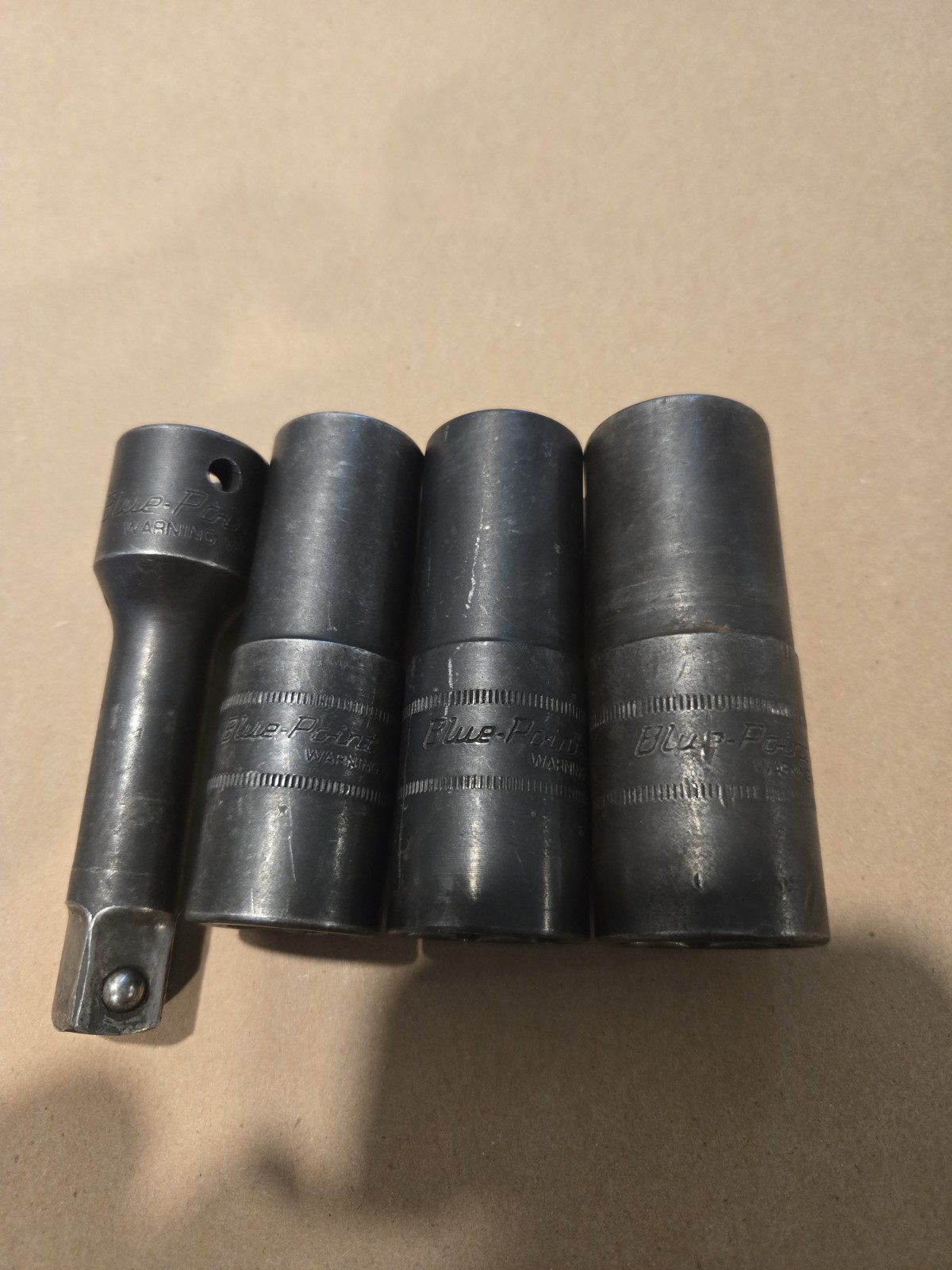 Blue Point 1/2″ Dr 17-19,19-21,21-22MM Thin Wall Impact Flip Sockets W/ 3.5″ Ext