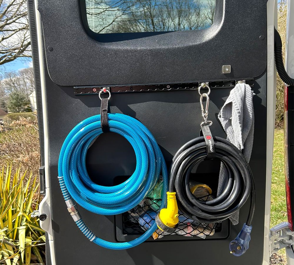 8′ L-Track Powder Coated (8) & Stud w/Stainless Steel Ring (32) Tie Down System