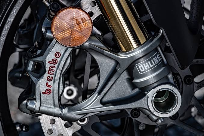 Ducati panigale/streetfight v4 Ohlins 100MM Caliper Radial Mounts